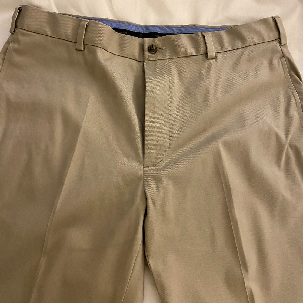 Brooks Brothers Lightweight Clark Fit Casual Chinos (35x30)